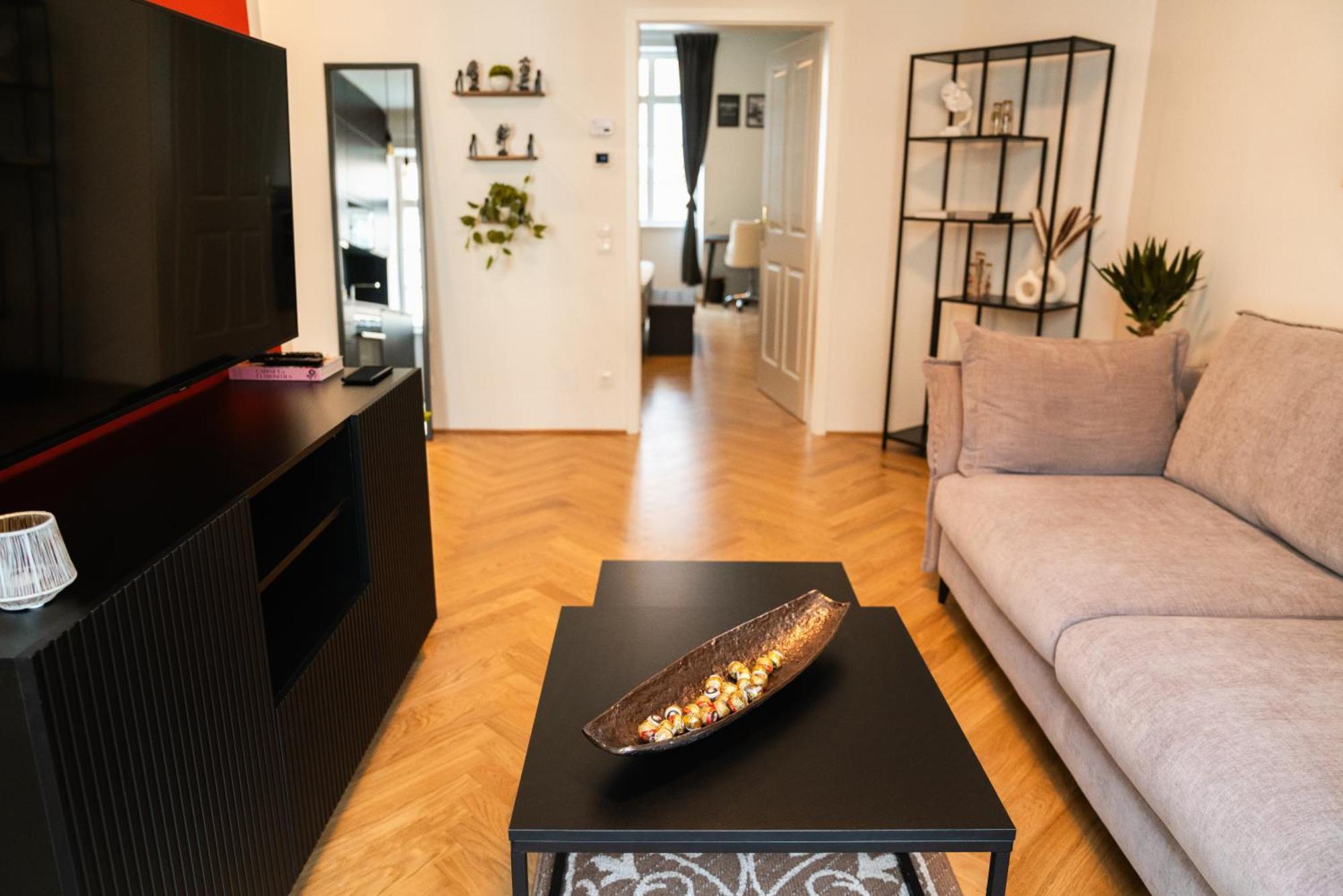 Vienna City: Live, Work, Play Exterior photo